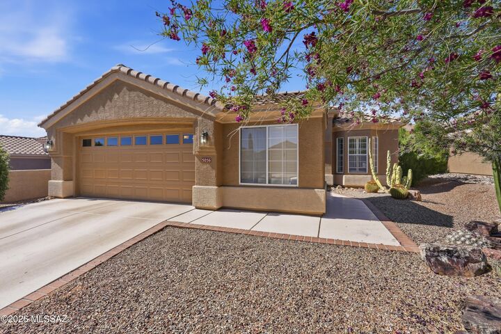 Property Photo:  5056 W Spoonplant Court  AZ 85658 