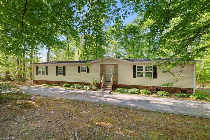 Property Photo: 302 Coleman Drive NC 27292