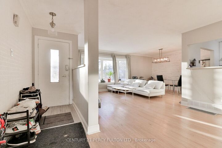 Property Photo:  253 Chine Drive  ON M1M 2L6 