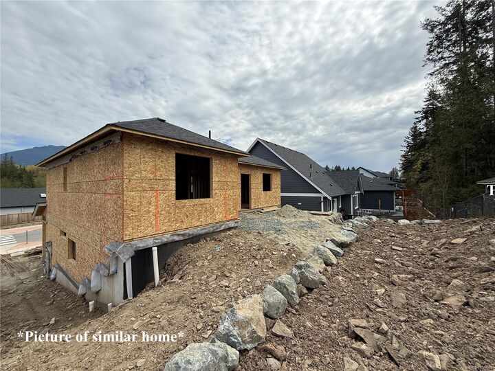 Property Photo:  9683 Askew Creek Dr  BC V0R 1K3 