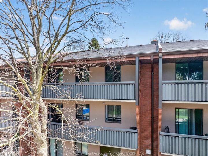 Property Photo: 202 Campus Parkway 306 ON N7M 4Y1