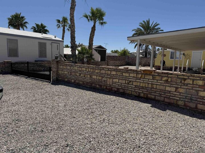 Property Photo: 13619 E 49 Dr AZ 85367