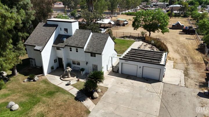 Property Photo:  9517 Eucalyptus Drive  CA 93306 