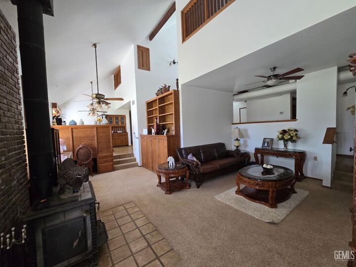 Property Photo:  9517 Eucalyptus Drive  CA 93306 