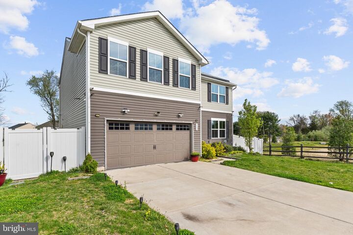 Property Photo:  163 Ciseley Drive  NJ 08081 