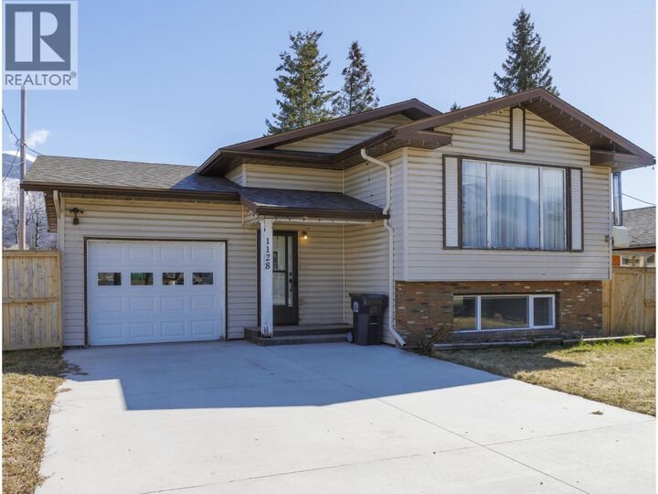 Property Photo: 1128 3rd Avenue BC V0J 2E0