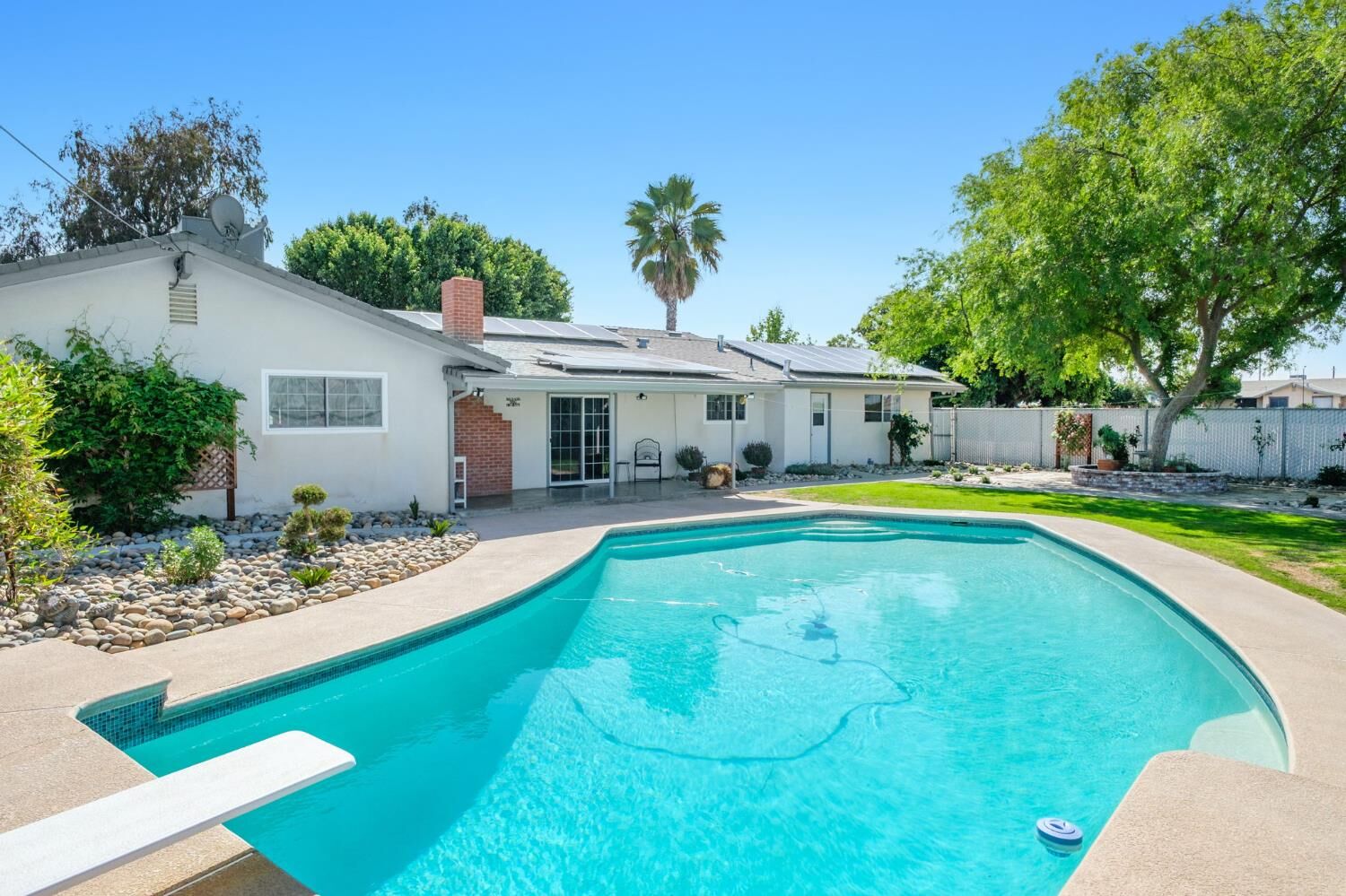 Property Photo: 8519 S Orange Avenue CA 93725