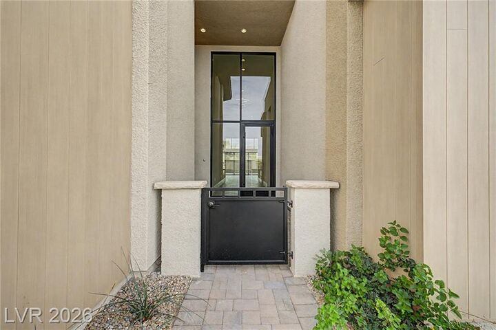 Property Photo:  10865 Agate Cliffs Avenue  NV 89135 