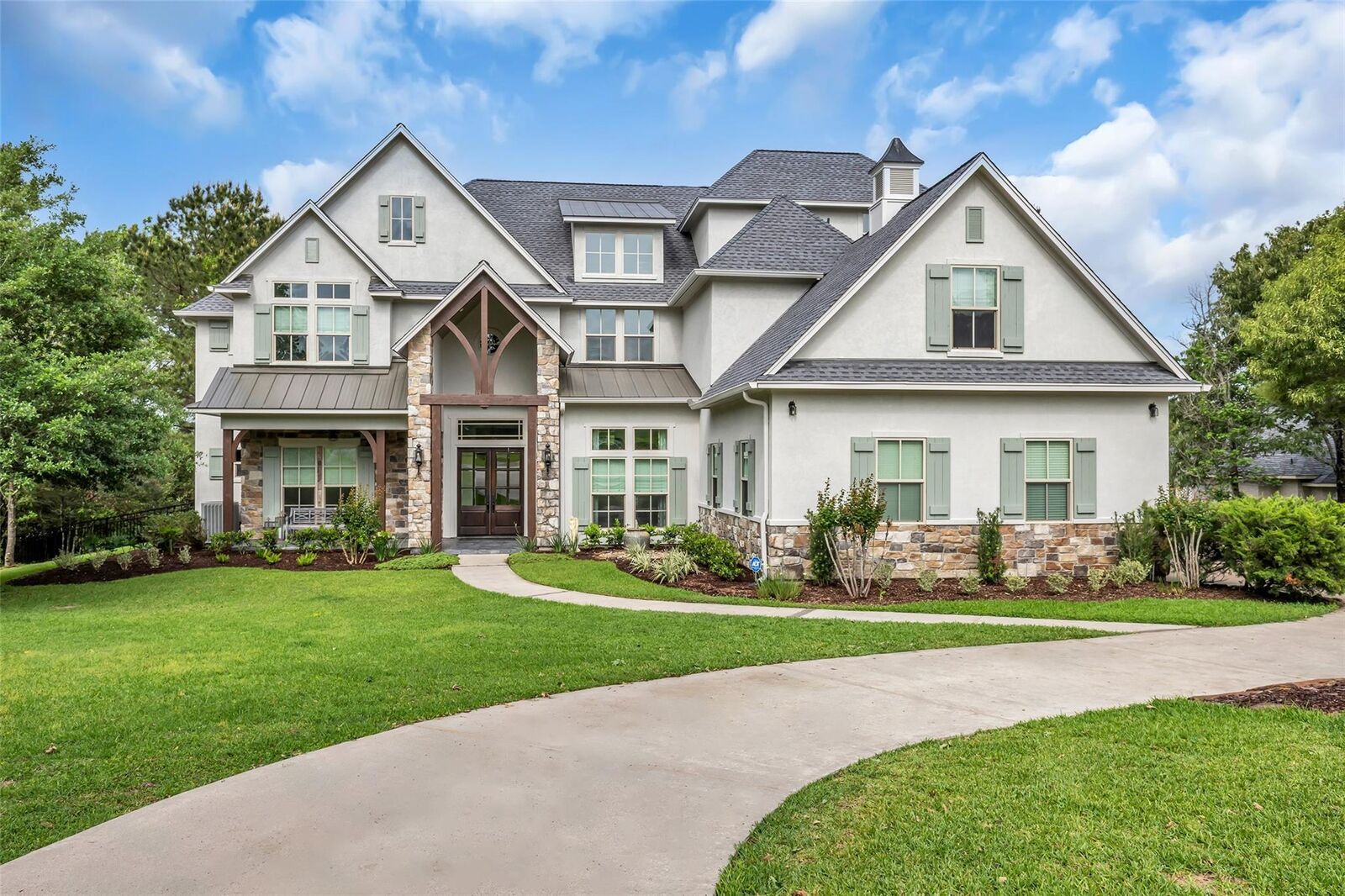 Property Photo:  8416 Majestic Lake Court  TX 77316 