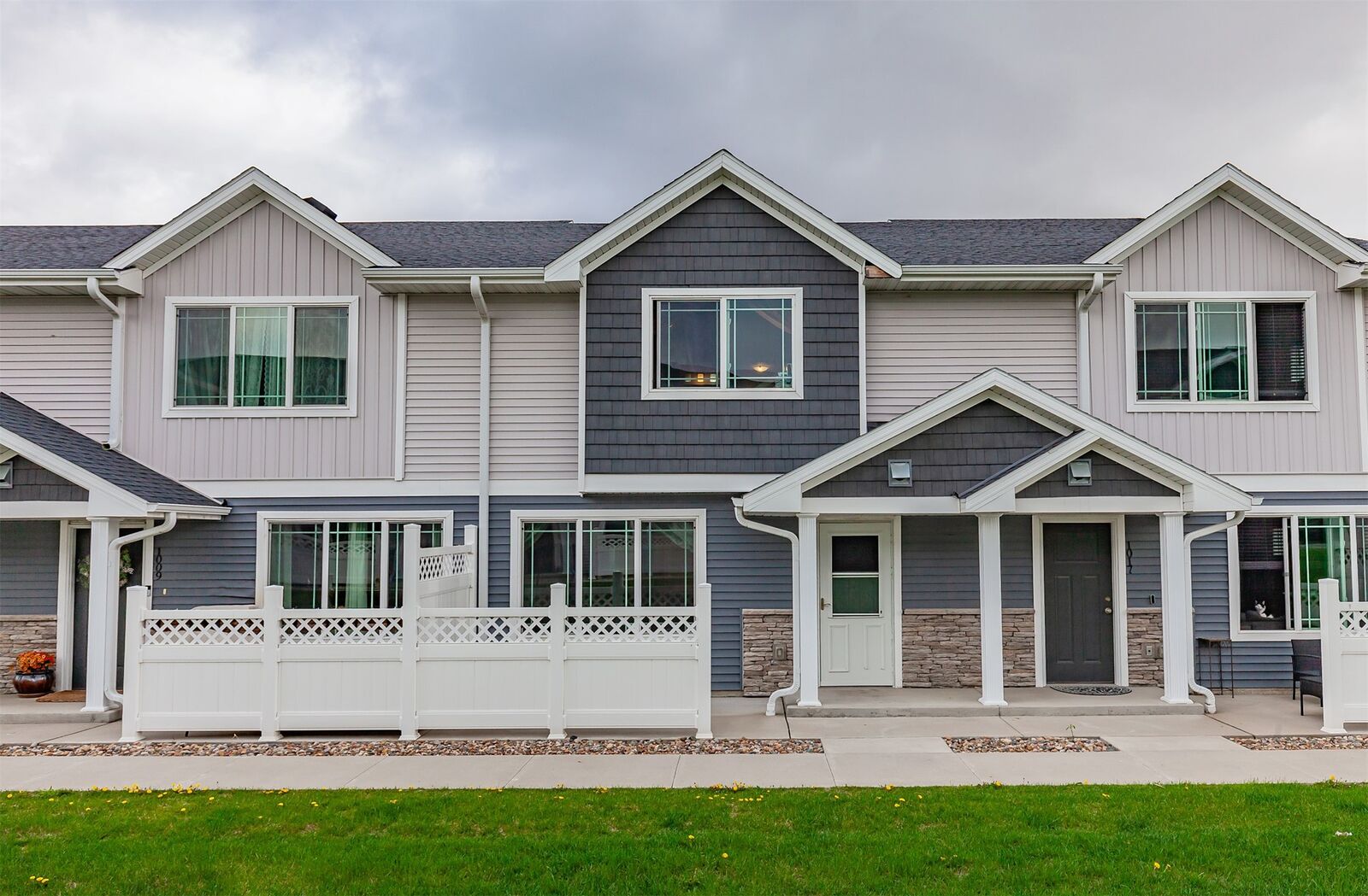 Property Photo:  1013 NE 58th Lane  IA 50021 