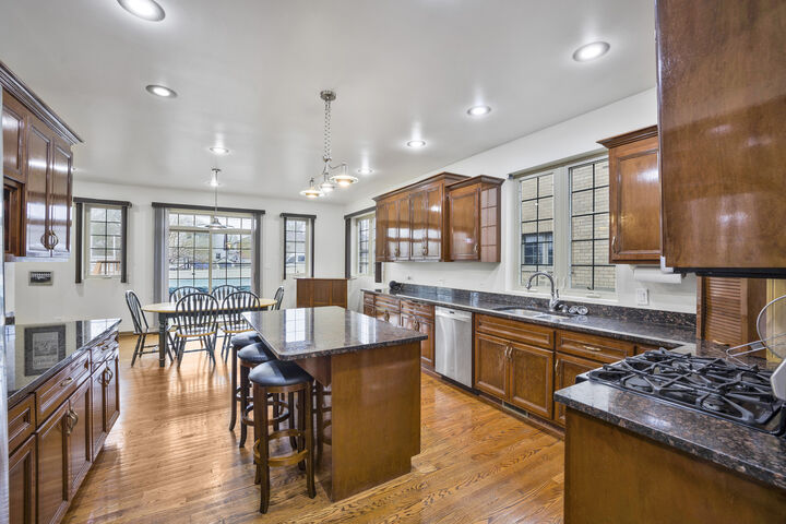 Property Photo:  9746 Merrimac Avenue  IL 60453 