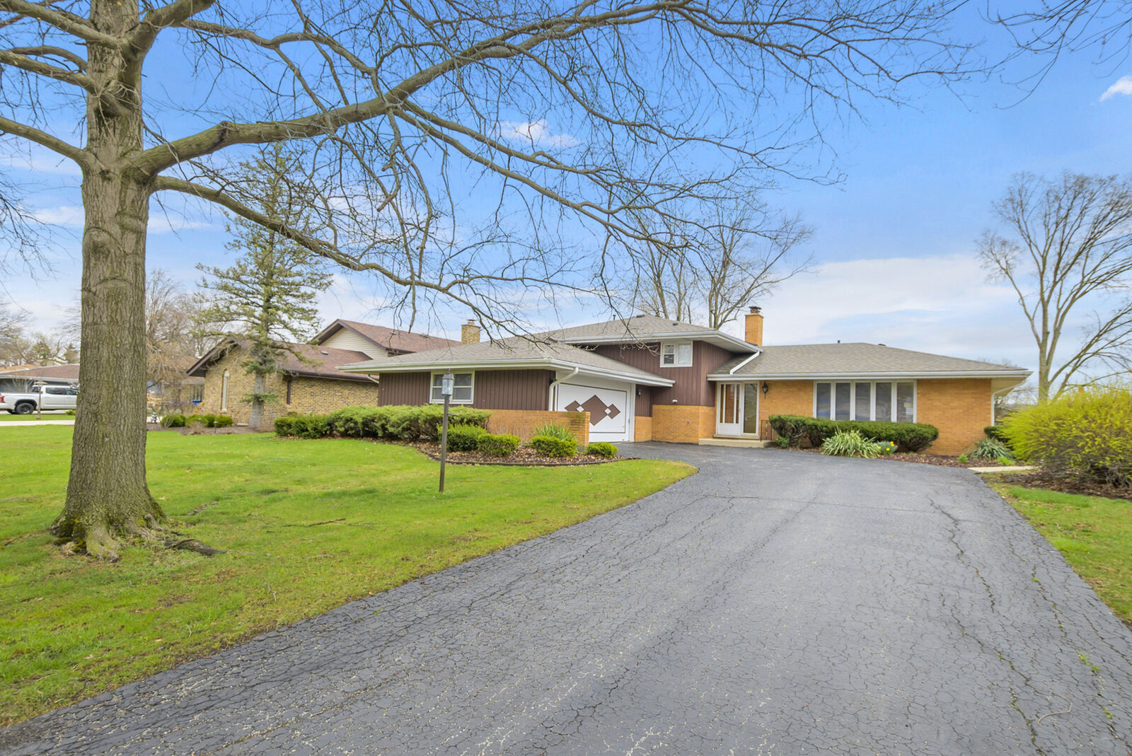 Property Photo:  12853 S Cedar Lane  IL 60463 