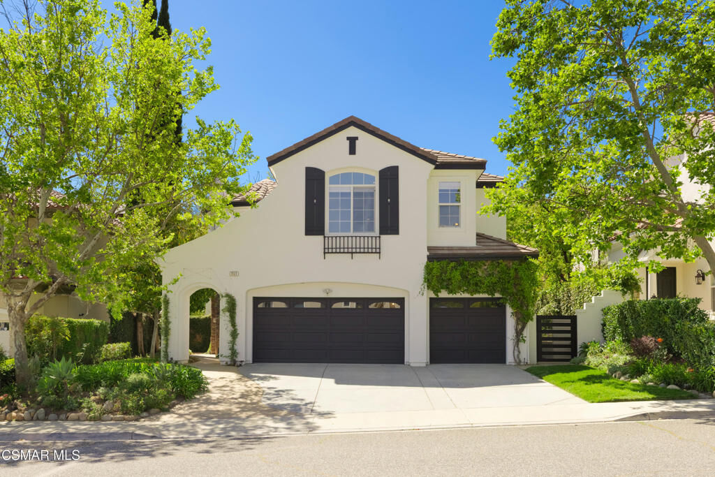 Property Photo:  861 Alexandra Court  CA 91377 