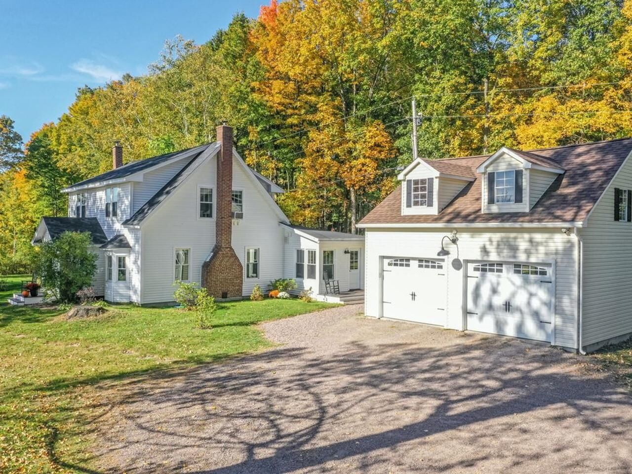 Property Photo:  1506 Oak Hill Road  VT 05495 