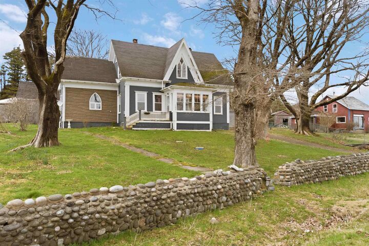Property Photo: 187 Water Street NS B0V 1B0