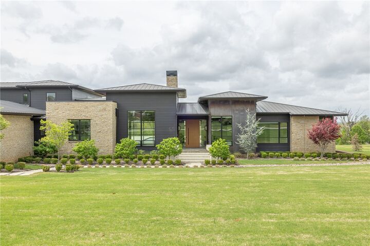 Property Photo: 4631 Bridgewater Lane AR 72703
