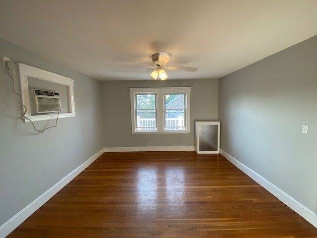 Property Photo:  70 Prospect Street 70  MA 02472 