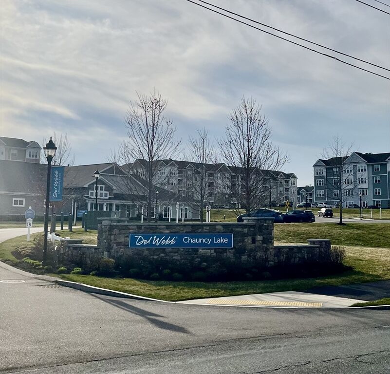 Property Photo:  4204 Peters Farm Way 204  MA 01581 