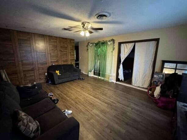 Property Photo:  1221 Anderson  LA 71446 
