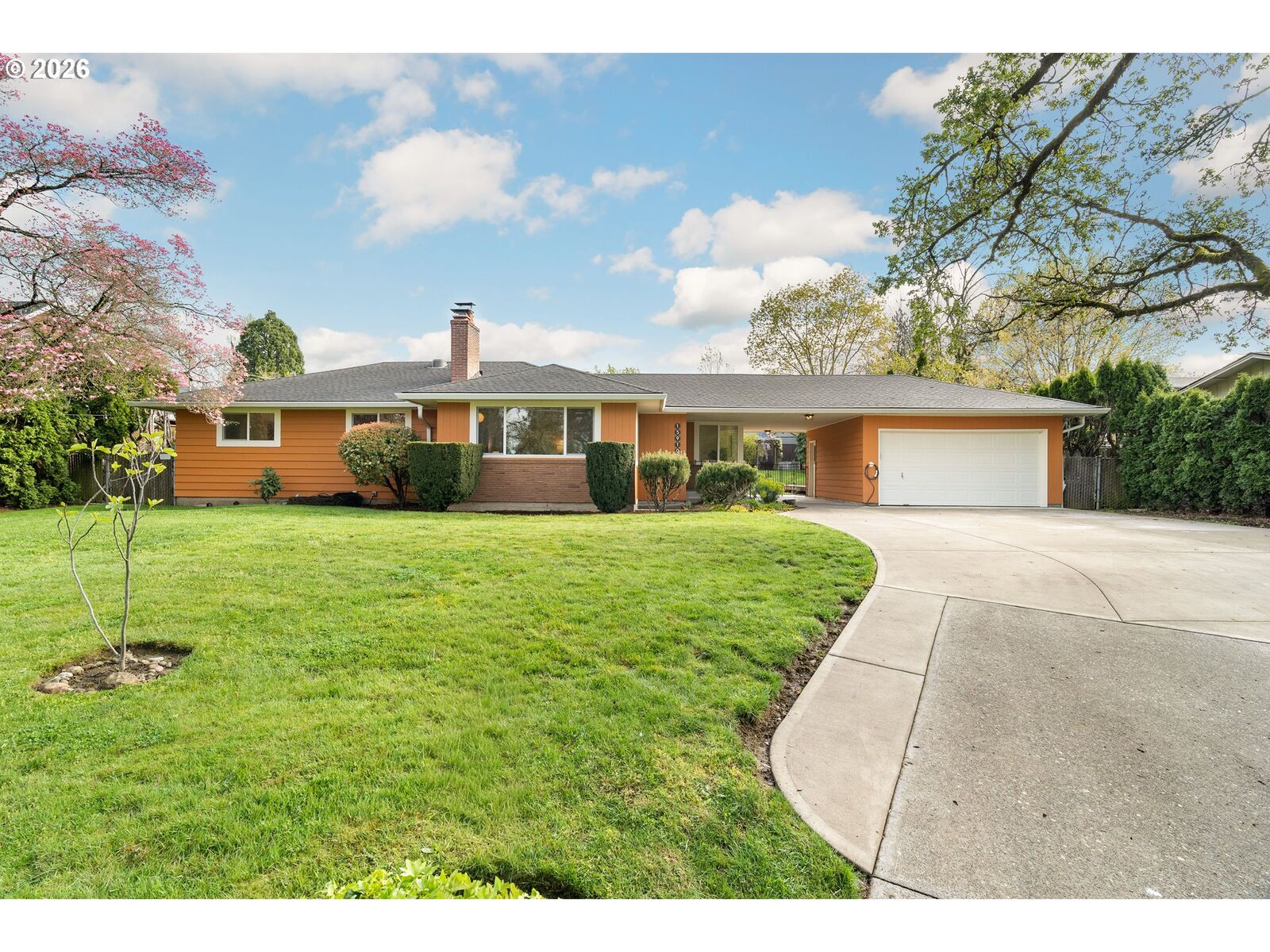 Property Photo:  15910 SE Oatfield Rd  OR 97267 