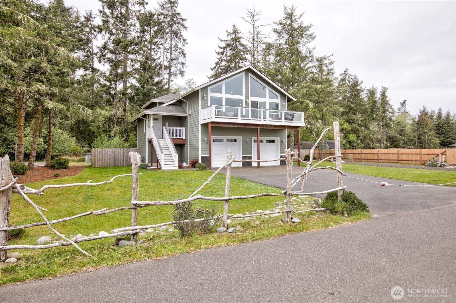 Property Photo:  181  Sunrise Avenue SE  WA 98569 