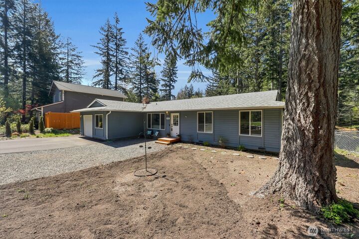 Property Photo: 42921 SE 168th Place WA 98045