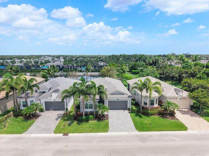 Property Photo:  12814 Bonnington Range Drive  FL 33473 