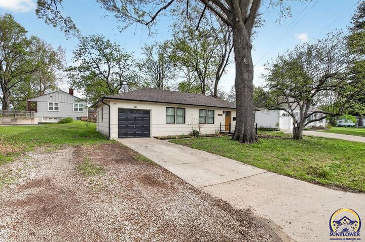 Property Photo:  6620 W 56th St  KS 66202 