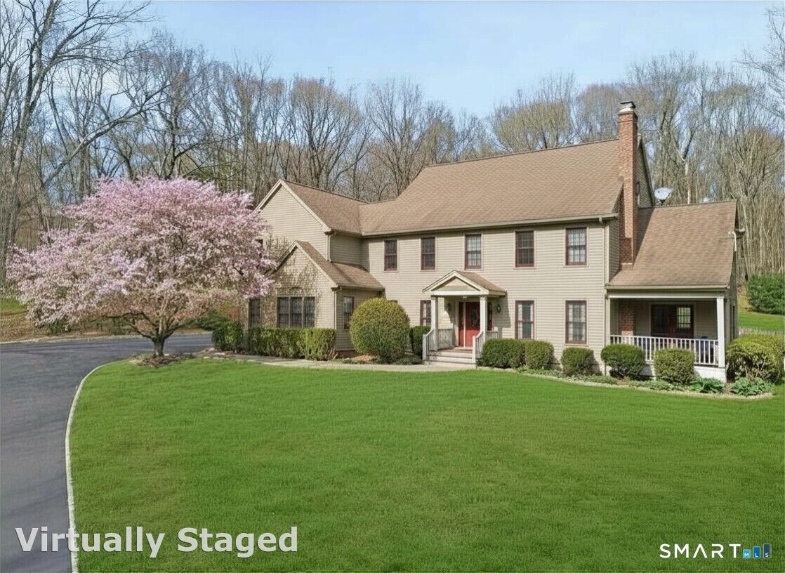 Property Photo:  281 Newtown Turnpike  CT 06896 