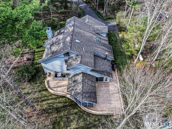 Property Photo:  17 Dresden Court West  CT 06756 