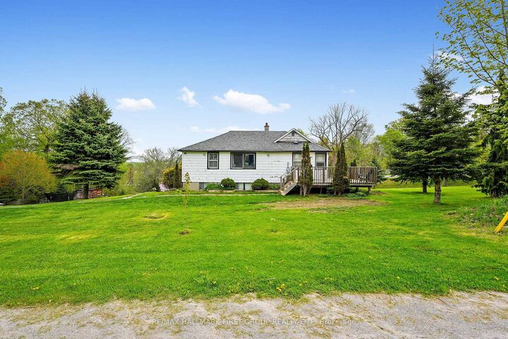 Property Photo: 19 Halstead Road ON K0K 2X0