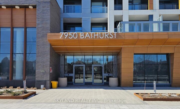 Property Photo: 7950 Bathurst Street 2503 ON L4J 0L4