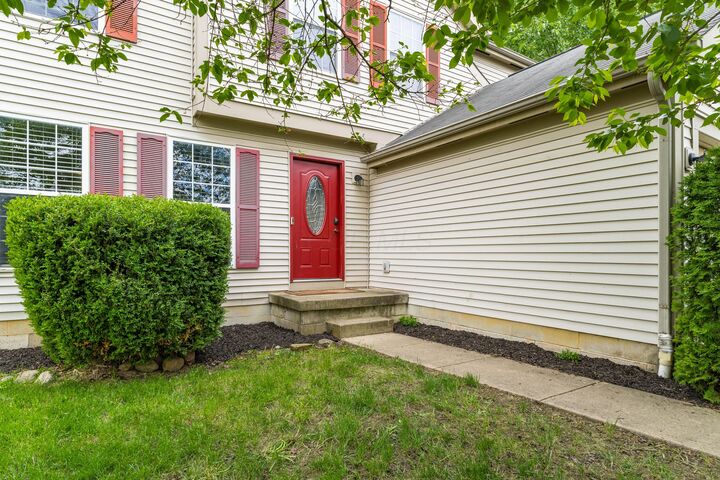 Property Photo:  7235 Kenmare Drive  OH 43068 