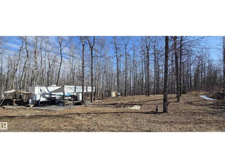 Property Photo:  #4 13070 464 Twp Rd  AB T0C 2V0 
