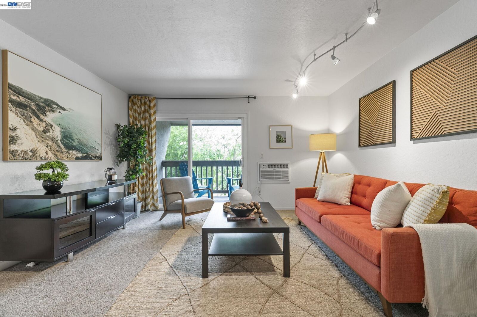 Property Photo:  1087 Murrieta Blvd 331  CA 94550 