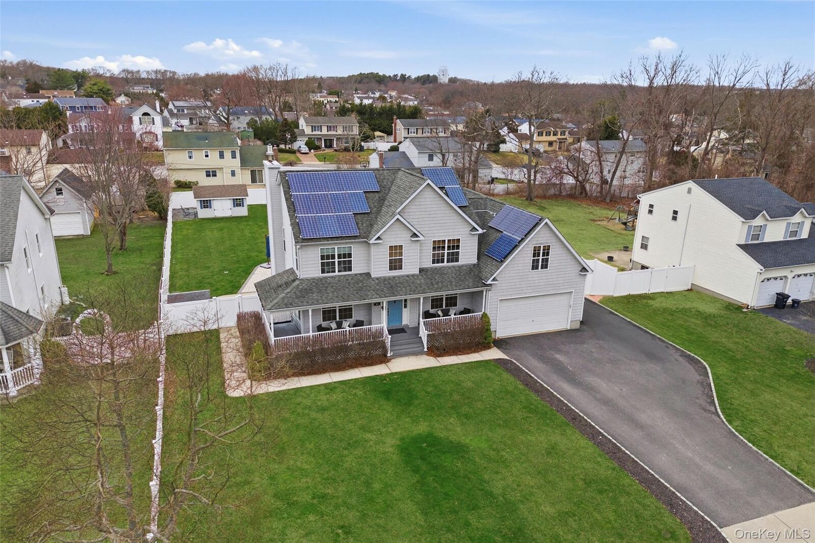 Property Photo:  88 Hillside Road  NY 11738 