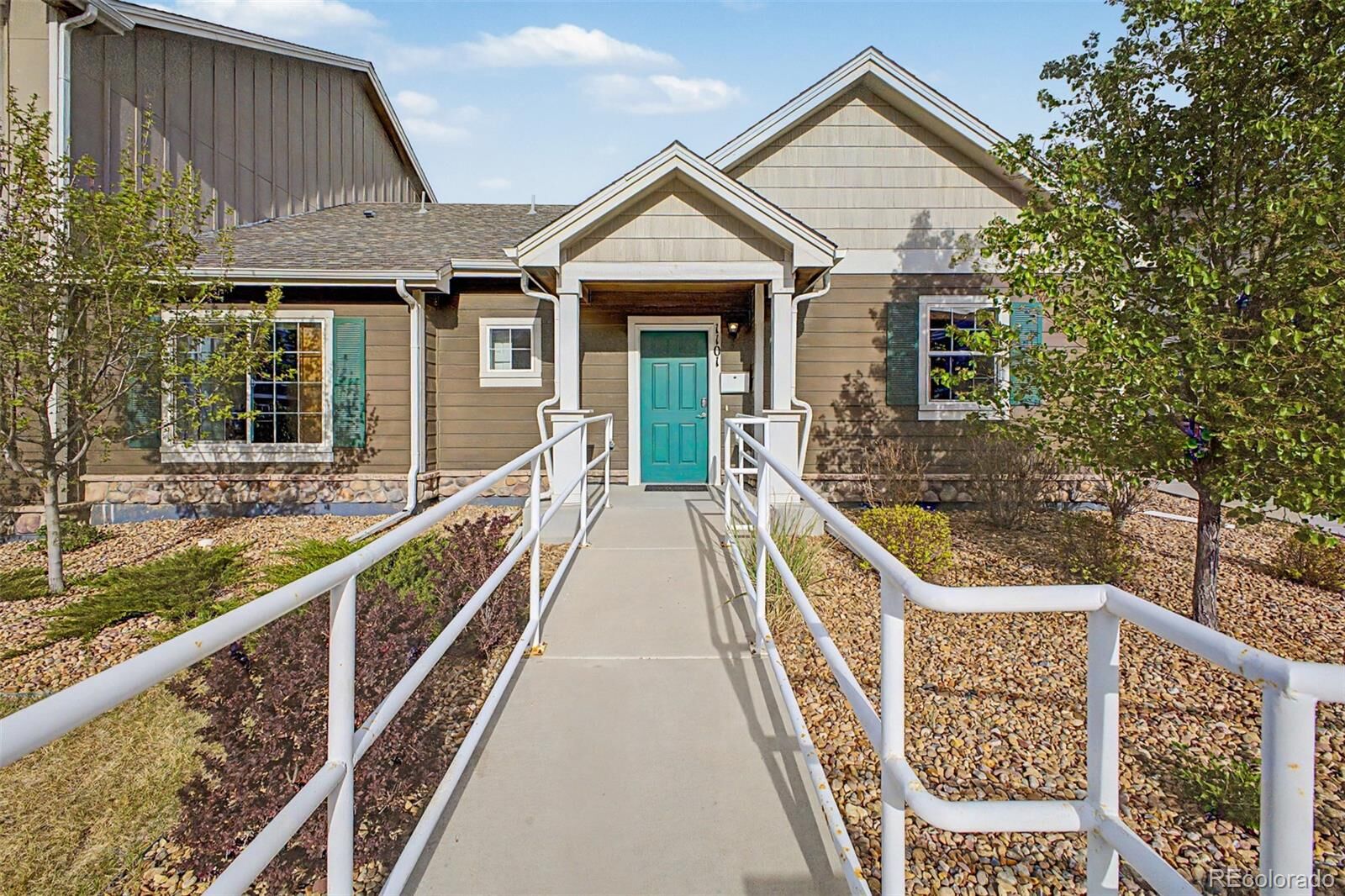 Property Photo:  14700 E 104th Avenue 1101  CO 80022 