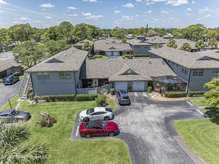 Property Photo:  601 Centre Court SW  FL 32962 