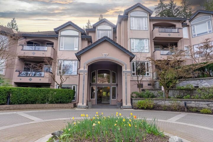 3280 Plateau Boulevard 109 — photo 1