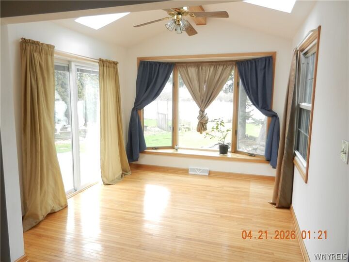 Property Photo:  62 Deer Chase Rd Road  NY 14224 