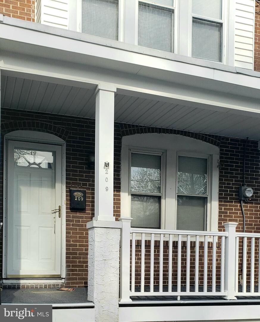 Property Photo:  209 Cedar Avenue  NJ 08107 