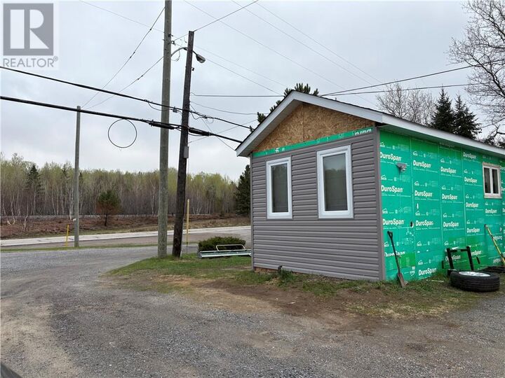 Photo de la propriété:  2125 Regional Road 55 Highway Unit# 1  ON P0M 2M0 