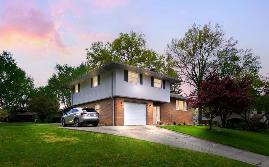 Property Photo:  60 Savern Place  OH 43230 