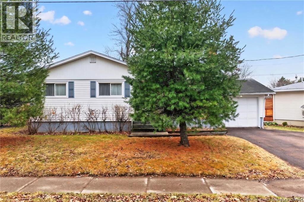 Property Photo:  62 Madison Avenue  NB E1E 1R5 