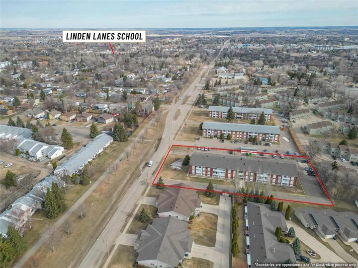 Property Photo:  1591 26th Street  MB R7B 2M3 