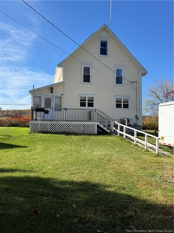15 Underhill Street — photo 1
