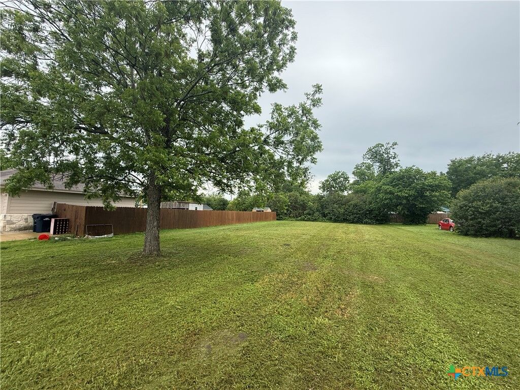 Property Photo:  303 Crockett Street  TX 76534 