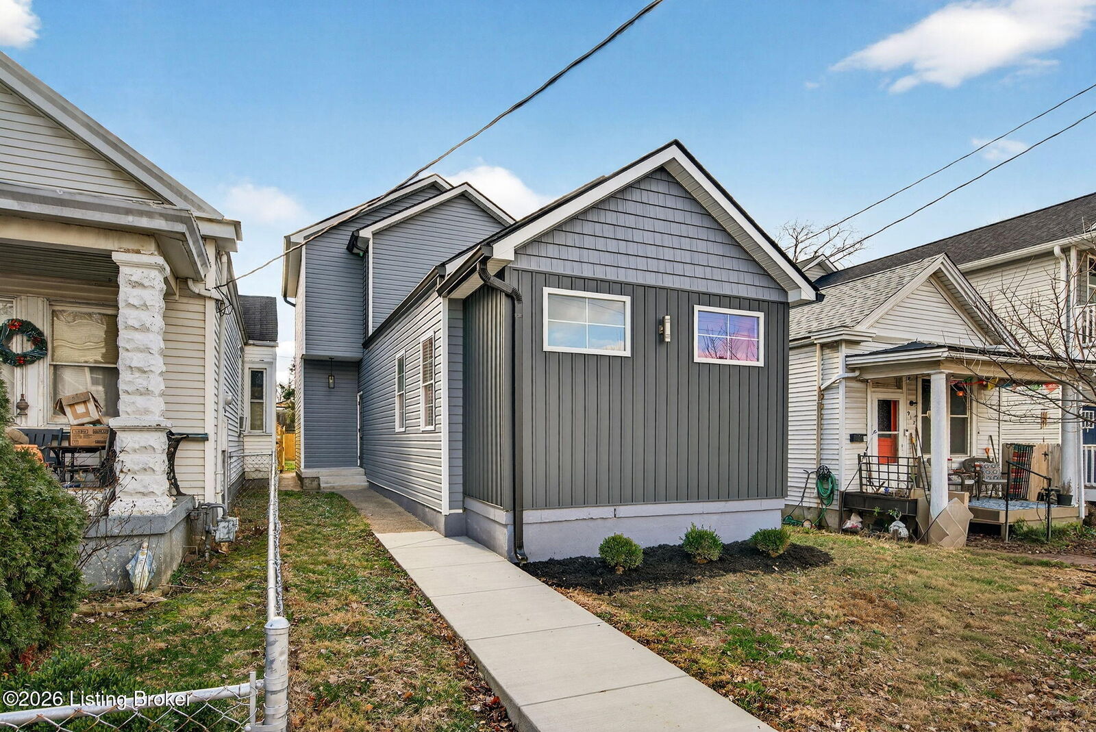 Property Photo:  914 Ash St  KY 40217 