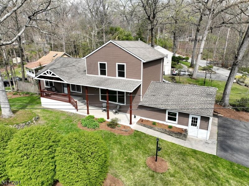 Property Photo:  10 Hillside Rd  NJ 07456 