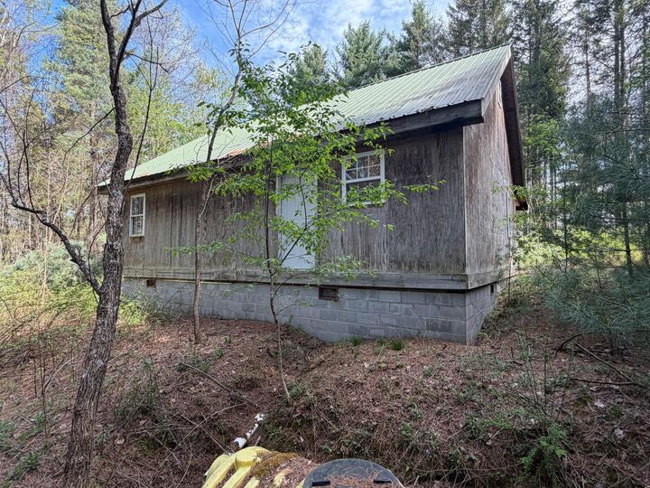 Property Photo:  144 Pineywood Rd  WV 24966 